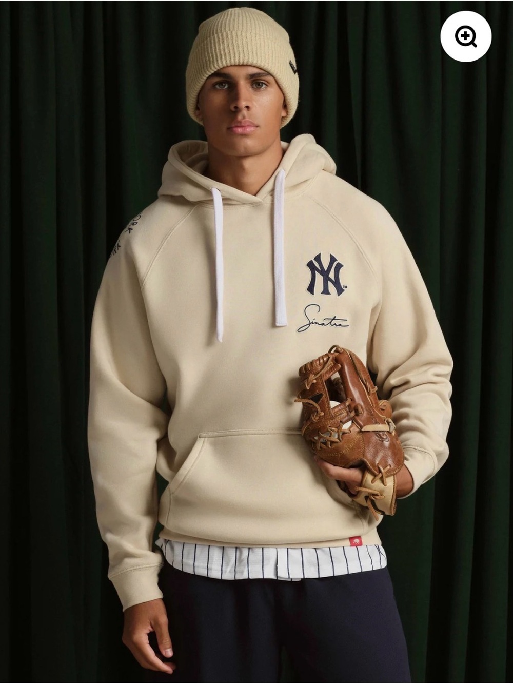 Sportique Yankees sweatshirt brand new